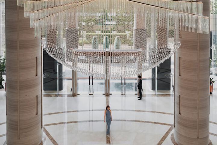 Entrance & Lobby