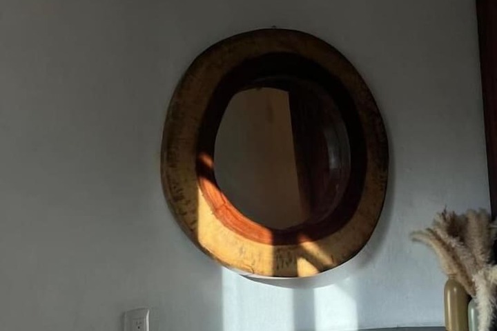 Room 51 of 62