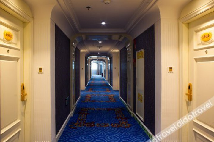 Welead Hotel