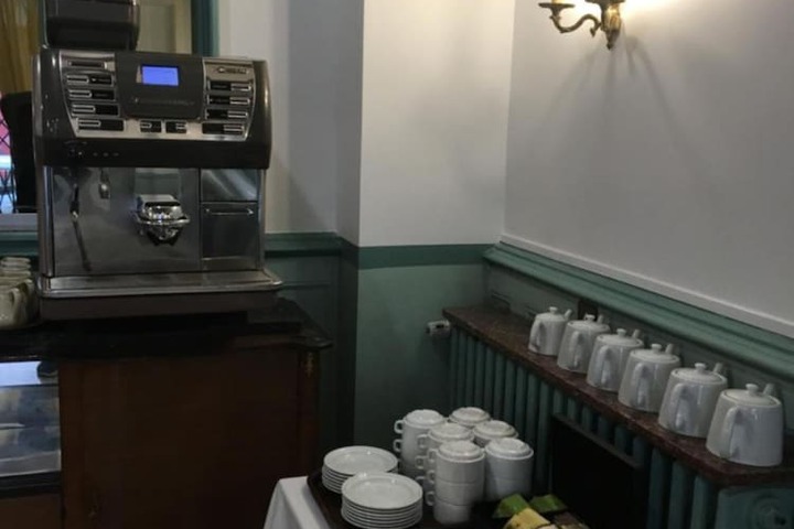 Breakfast/Coffee Service 44 of 61