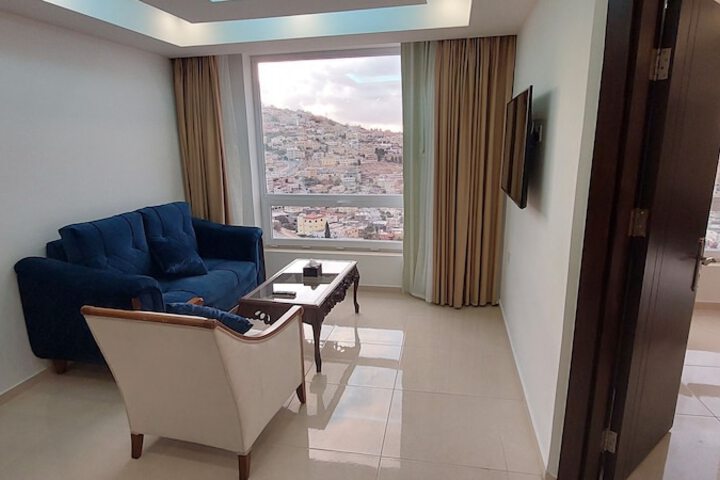 Room 24 of 61