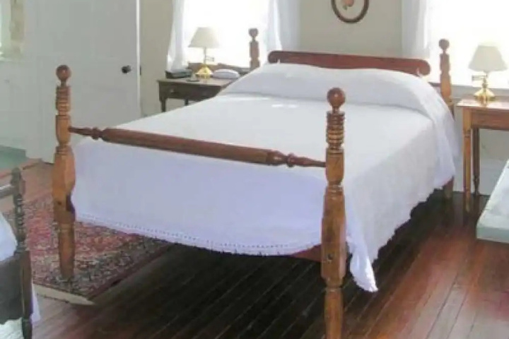 guest_rooms