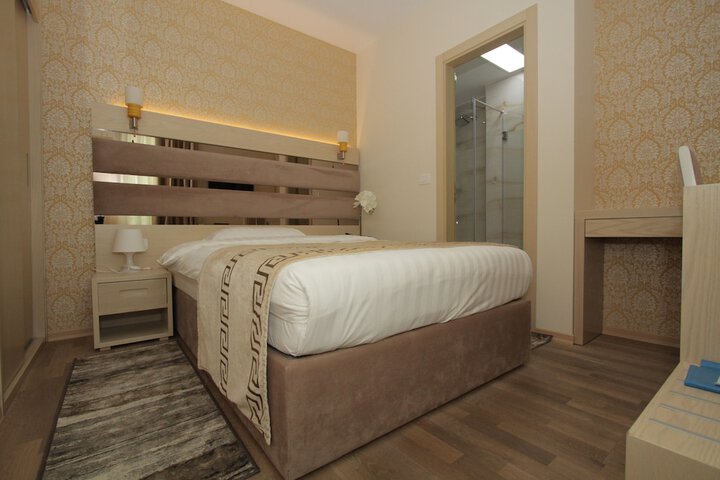 Room 40 of 67