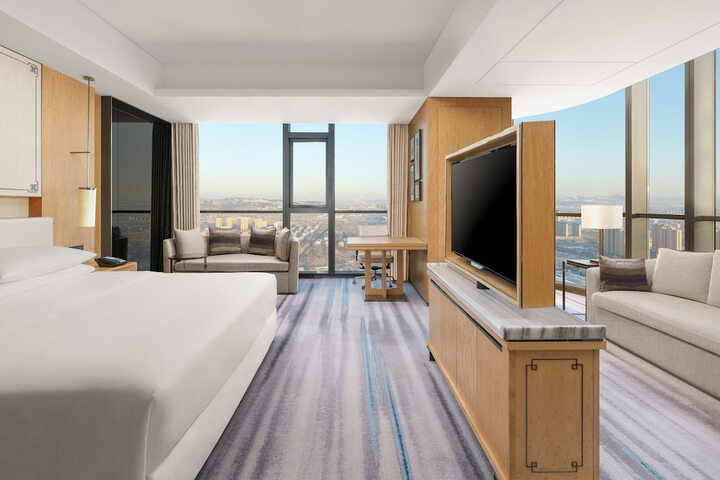 Room 13 of 49