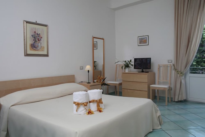 Room 16 of 41