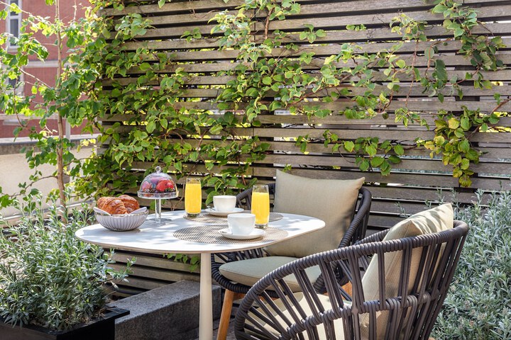Terrace/Patio 127 of 130
