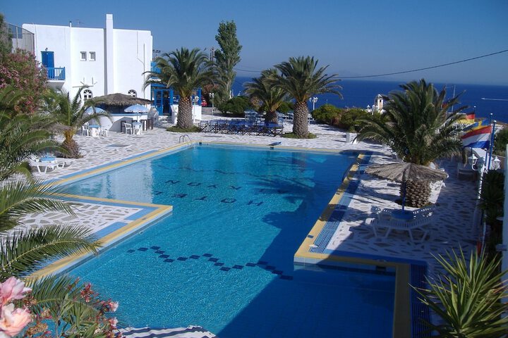 Pool 16 of 38