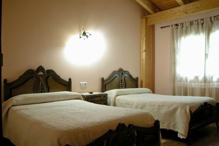 Room 8 of 14