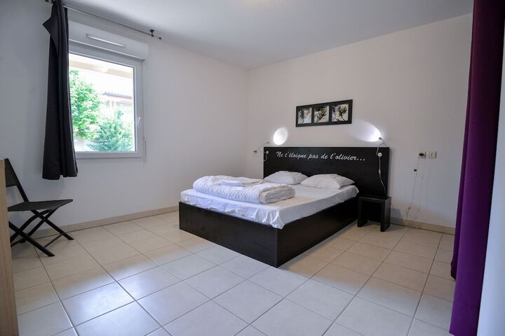 Room 10 of 87
