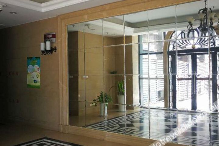 Hotel Interior 7 of 25