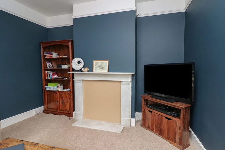 Room 2 of 14