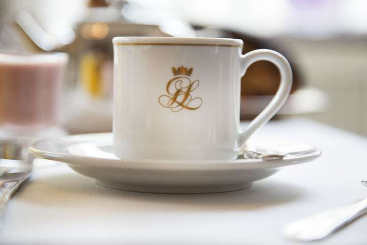 Breakfast/Coffee Service 75 of 124