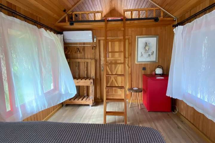 Room 2 of 72