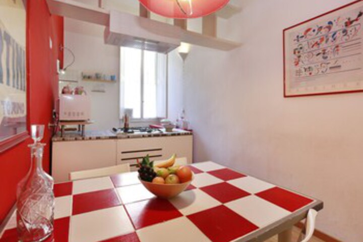 Room 5 of 23