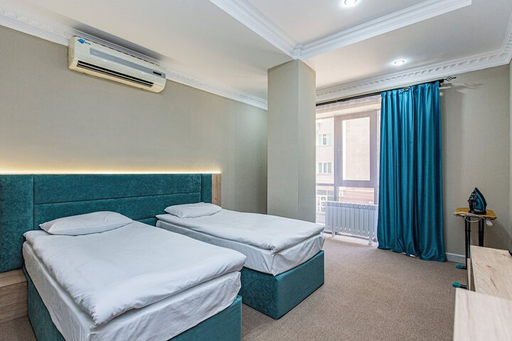 Room 11 of 41