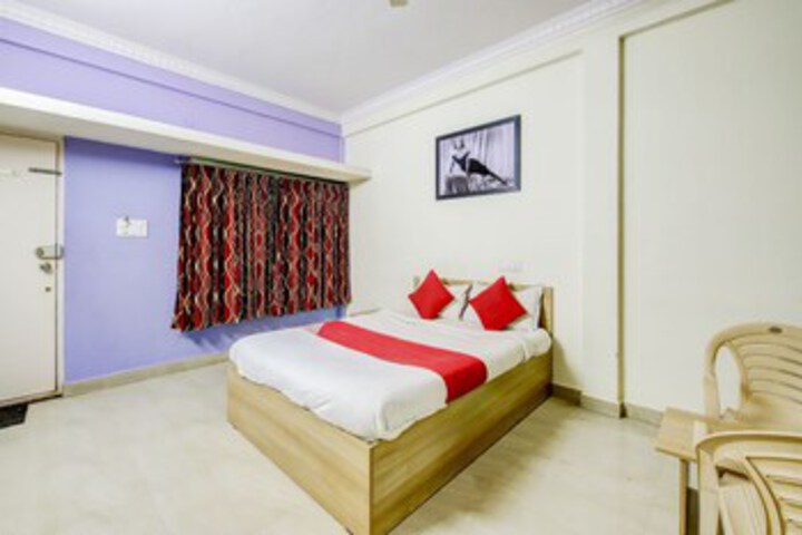 Room 30 of 41