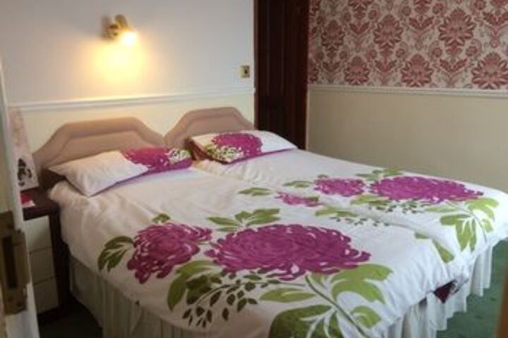 Room 16 of 20