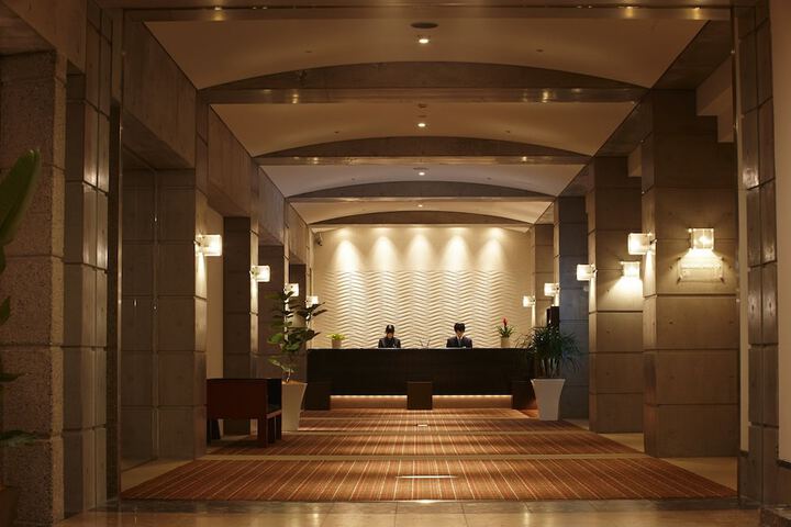 Hotel Interior 6 of 43