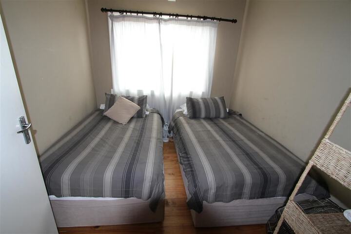 Room 11 of 73