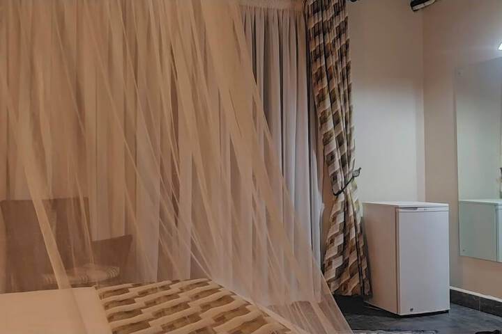 Room 11 of 53