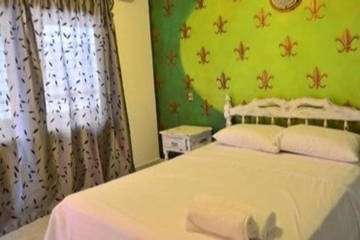 Room 2 of 15