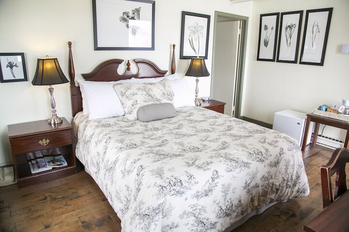 Room 5 of 46