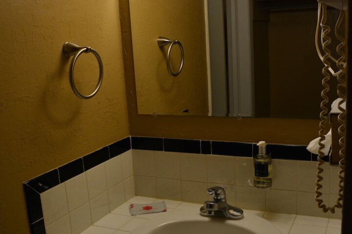 Room 54 of 96