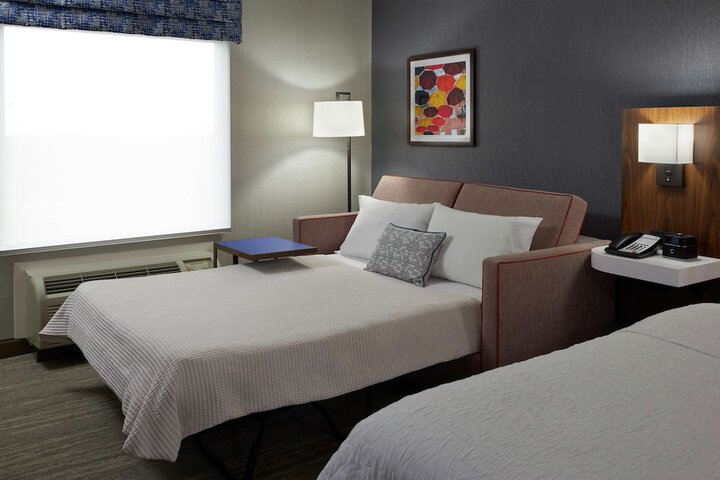 Room 15 of 33