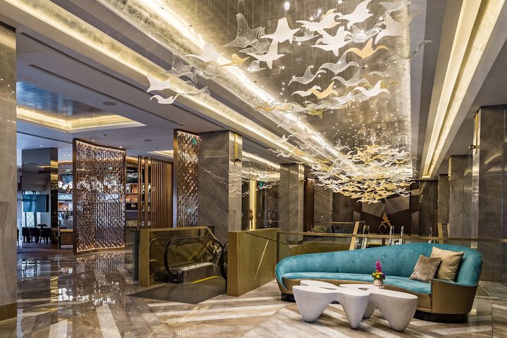 Guest Lobby
