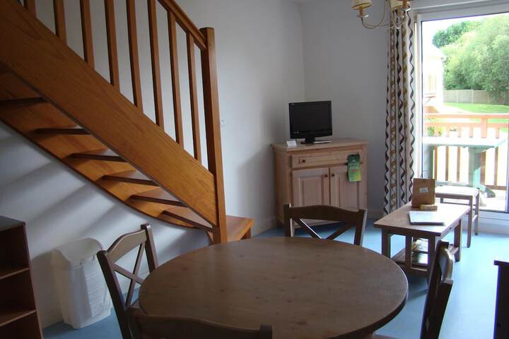 Room 12 of 28