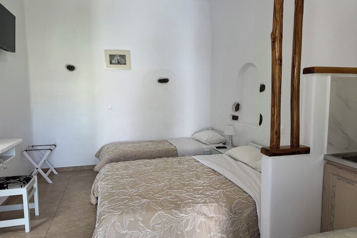 Room 11 of 187
