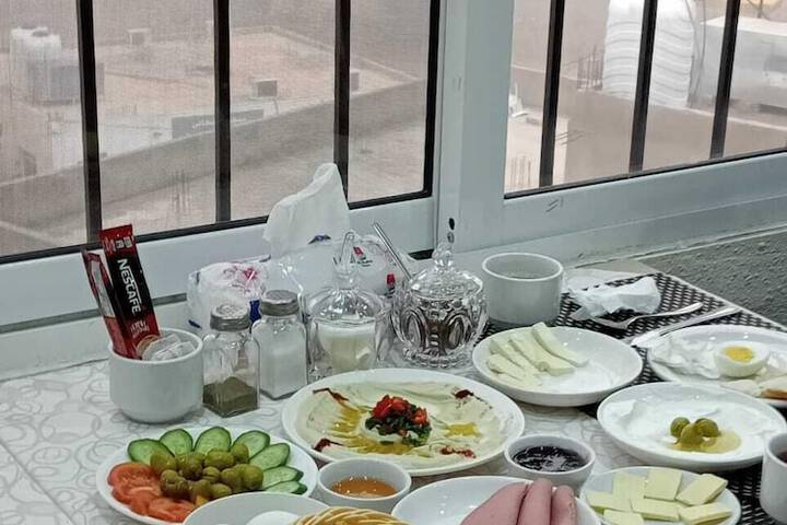 Breakfast/Coffee Service 53 of 58