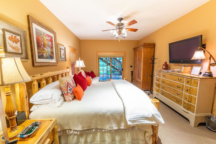 Room 16 of 42