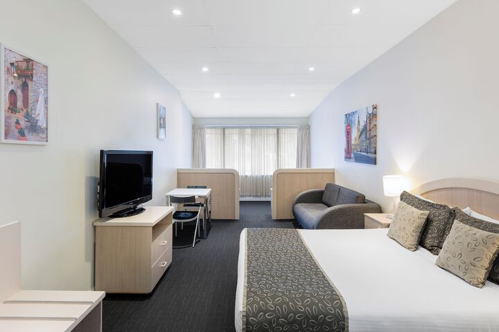 Room 41 of 69
