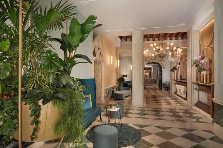 Lobby Photos