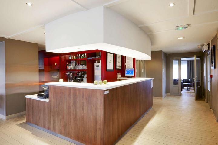 Hotel Interior 10 of 65