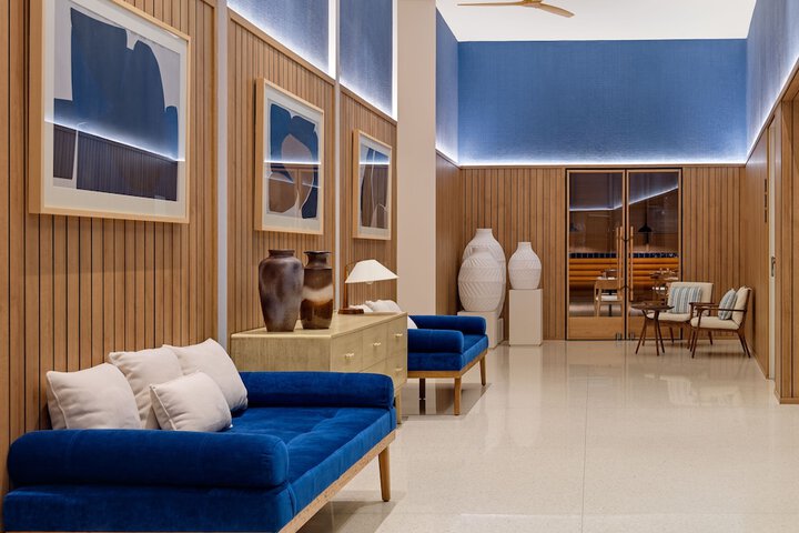 Hotel Interior 6 of 97