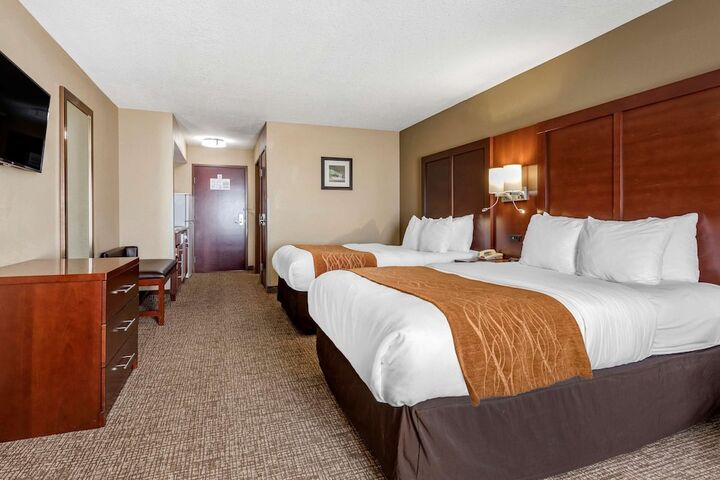 Double Accessible King Size Bed (7 of 17)