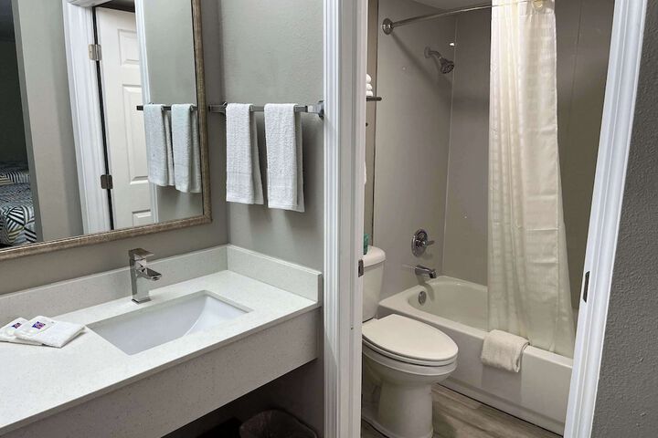 Room 22 of 26