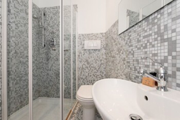 Room 7 of 29