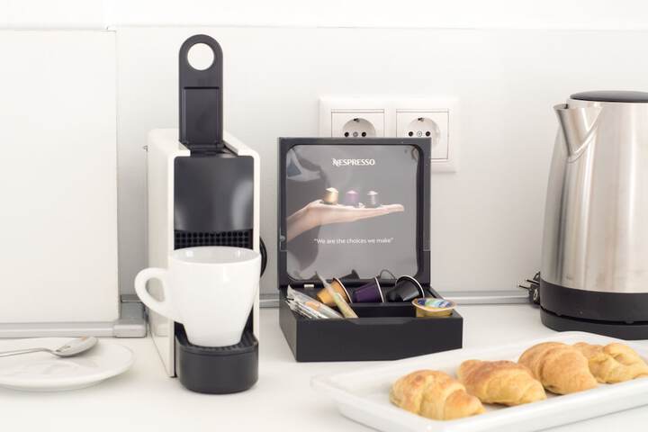 Breakfast/Coffee Service 45 of 98