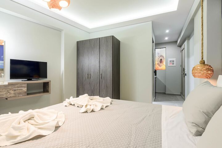 Room 9 of 41