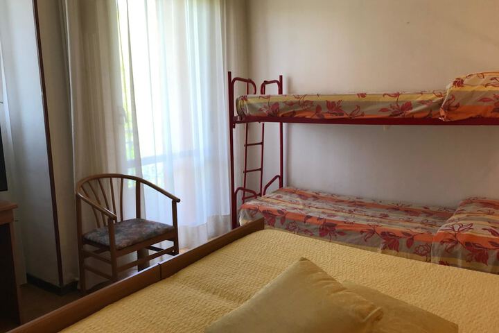 Room 13 of 91