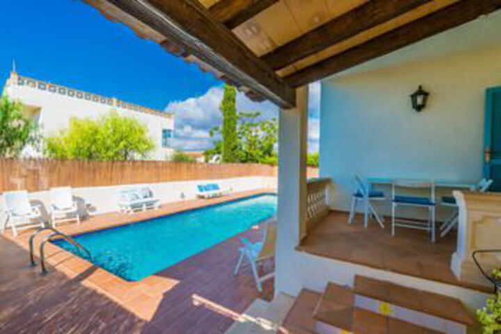 Pool 20 of 27