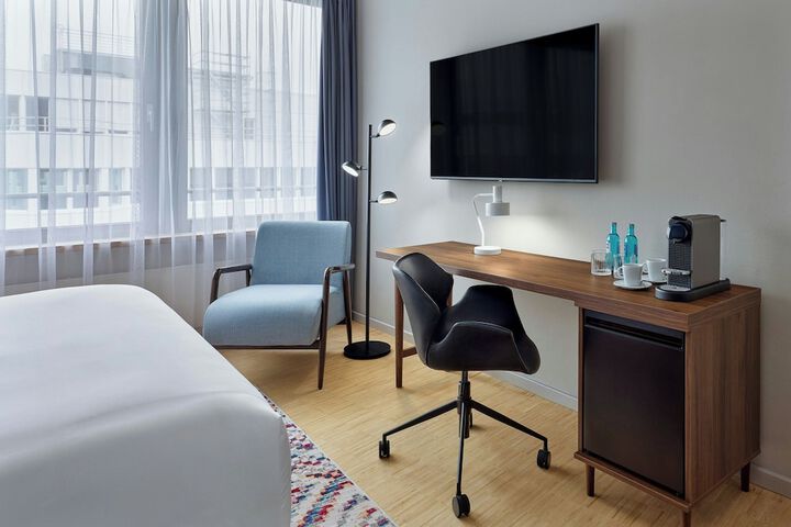 Room 16 of 56