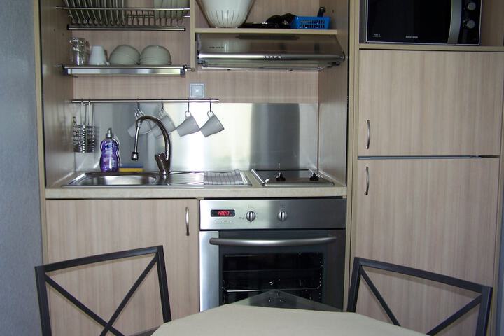 Private kitchenette