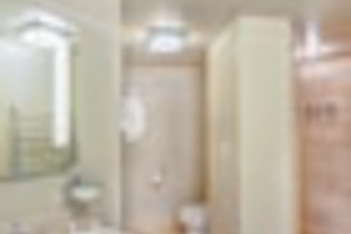 Room 197 of 279