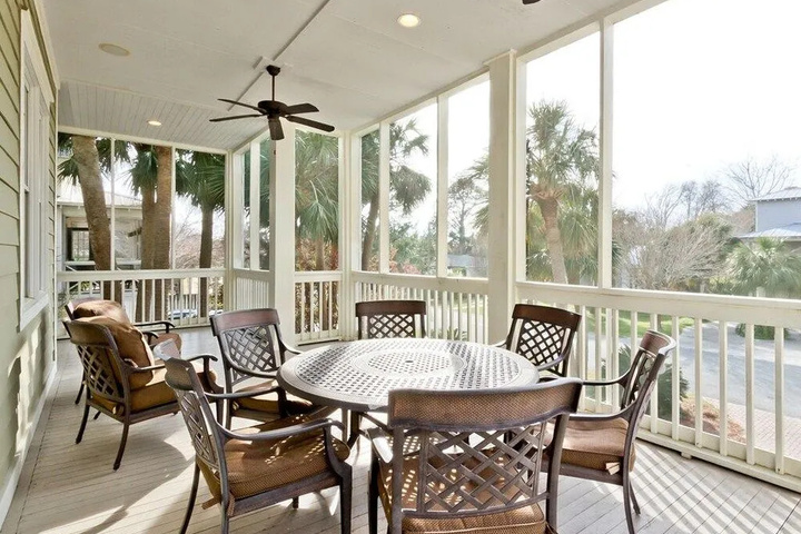 Terrace/Patio 7 of 16
