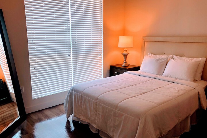 Room 13 of 61