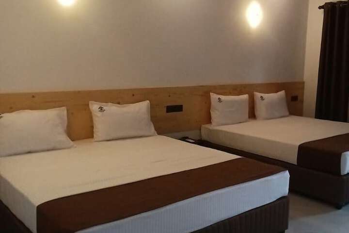 Room 2 of 21